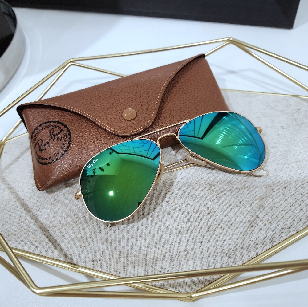 Ray-Ban Polarized Sunglasses, RB3025 Aviator Mirror 58mm